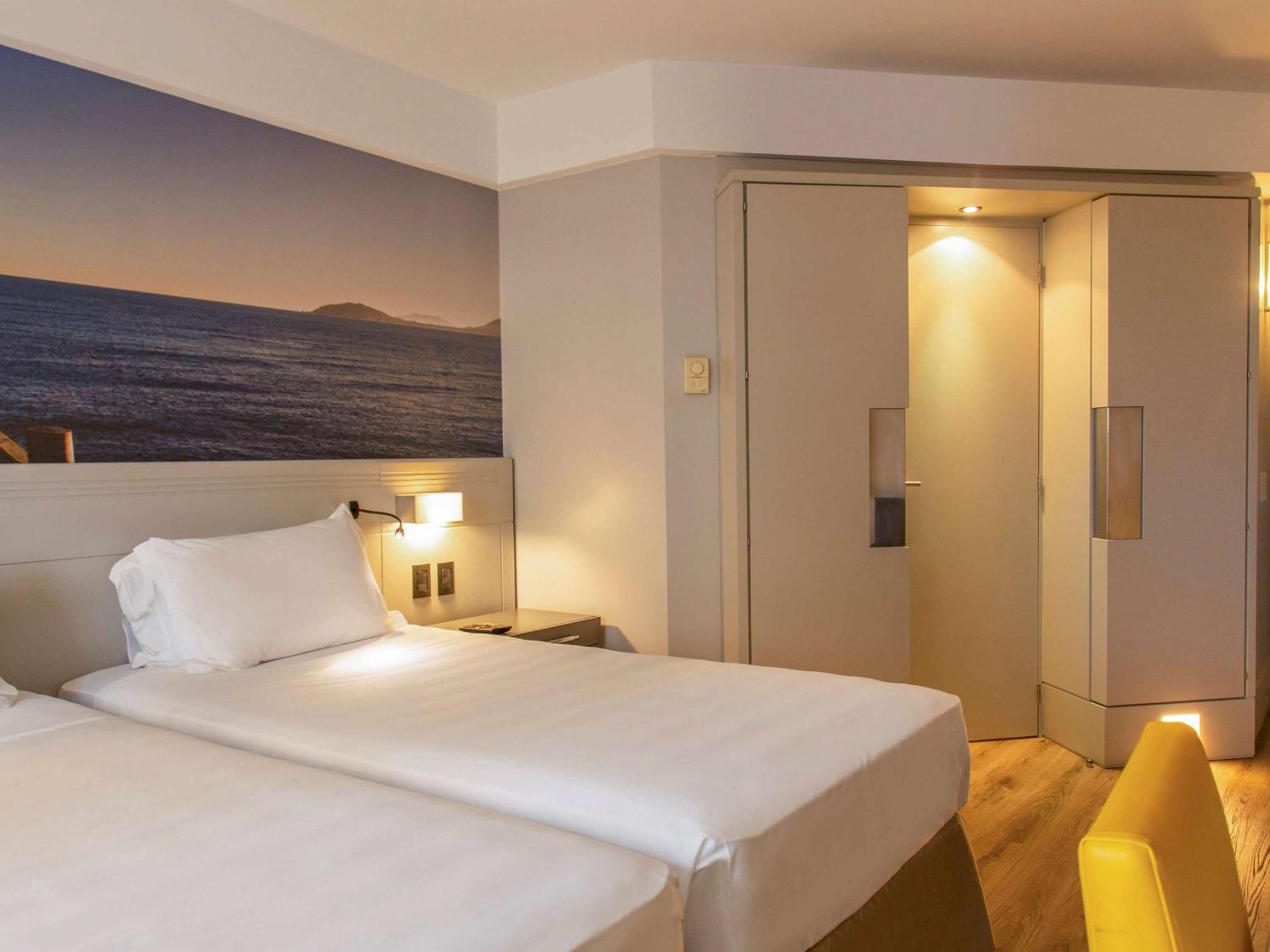 Novotel Hotel 4*